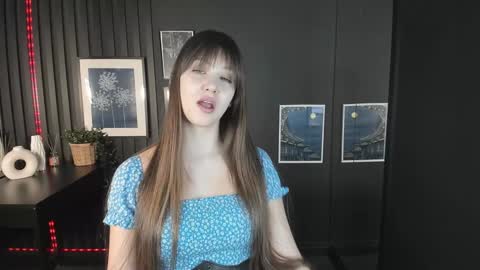 Eliza online show from January 23, 1:02 pm