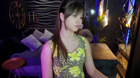 Eliza online show from January 30, 1:42 pm