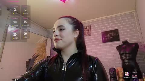   online show from September 29, 9:20 pm