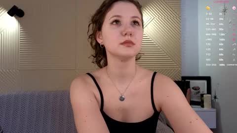 Lisa  online show from February 17, 10:47 am