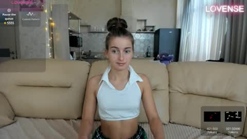 Eliz                               online show from March 4, 9:07 am