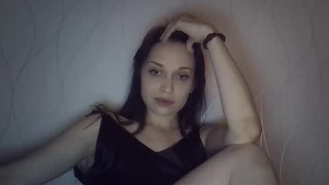 ella_awesome33 online show from March 1, 9:14 pm