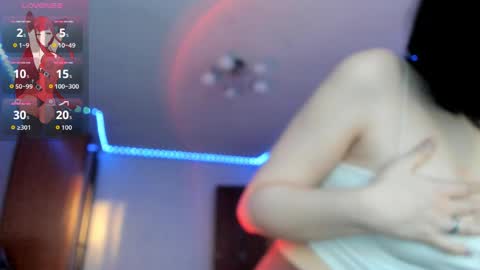 ella_babyy online show from March 31, 2:11 am