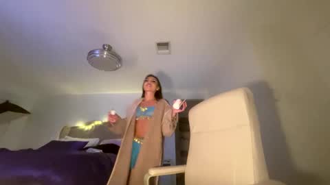 ella_ella_ella_ay online show from October 4, 2:28 am