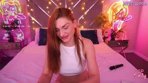 Ella online show from April 13, 9:37 pm