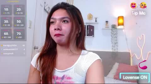 ELLAH online show from October 14, 5:15 pm