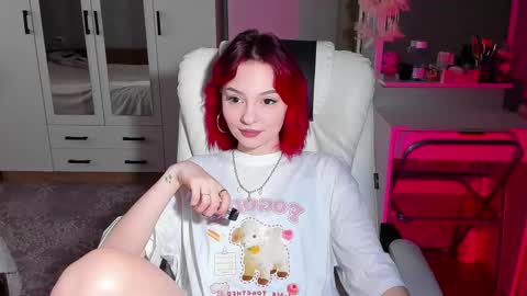 ellales online show from January 13, 7:36 am