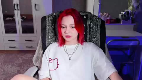 ellales online show from April 10, 8:42 am