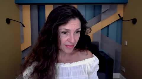 EllaLongs online show from September 12, 11:28 am