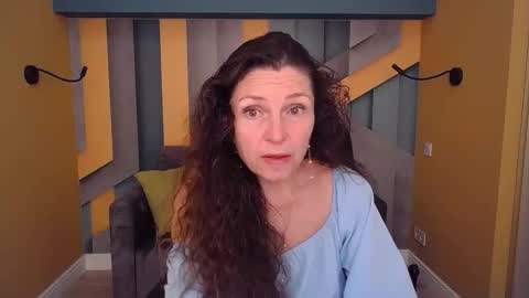 EllaLongs online show from May 27, 11:29 am