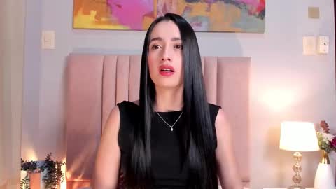 Ella VillaLuna online show from January 6, 1:31 am