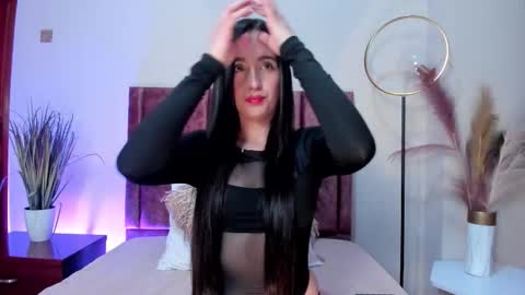 Ella VillaLuna online show from January 9, 12:48 am