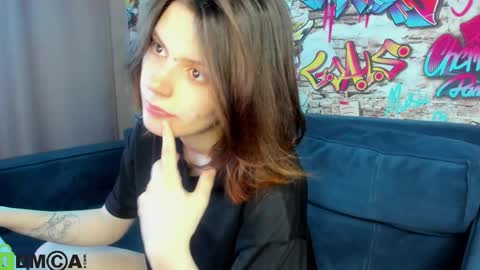 elle__driver online show from June 2, 1:17 am
