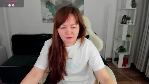 elli_anderson online show from February 17, 2:00 am