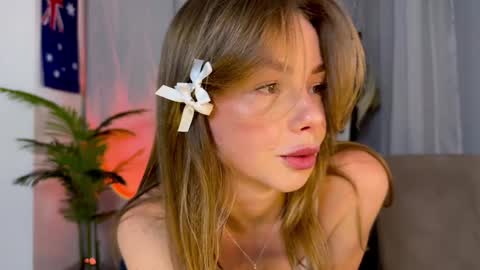 Ellie  ---Ill see you either on Wednesday or Thursday and definitely on Saturday and Sunday online show from December 4, 2:59 pm