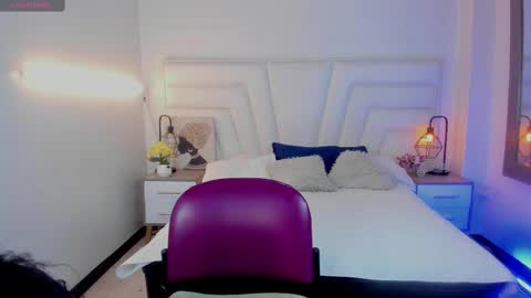  Ellie   online show from February 12, 12:22 pm