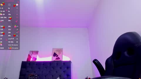  Ellie   online show from October 23, 12:33 pm