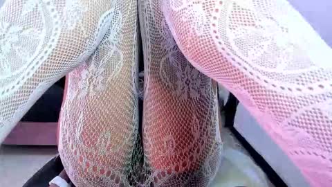  Ellie   online show from November 29, 4:44 pm