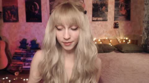ellie_friendly online show from January 22, 12:38 pm