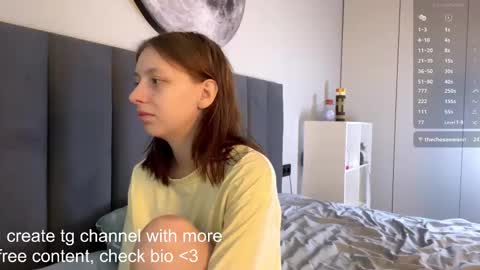 Ellie online show from October 16, 8:39 am