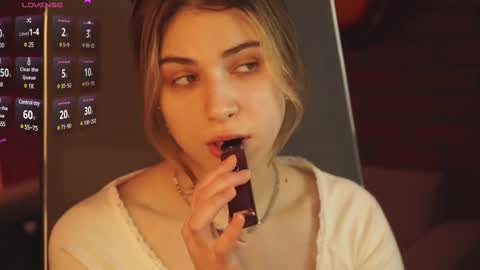 elliecutes online show from February 26, 5:57 am