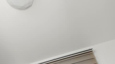 elliedi online show from September 12, 4:58 pm