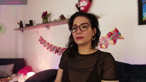 elliee1 online show from September 15, 2:58 pm