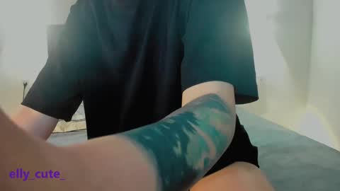 Elly Cute  online show from February 17, 11:02 am