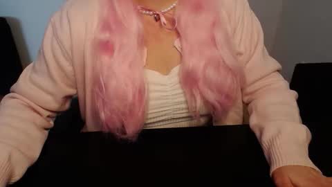 Elly online show from March 26, 9:33 am