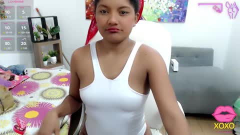 Elly online show from September 29, 8:25 pm