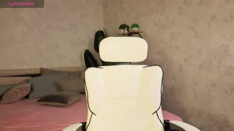 ellya_castro online show from November 10, 12:17 am