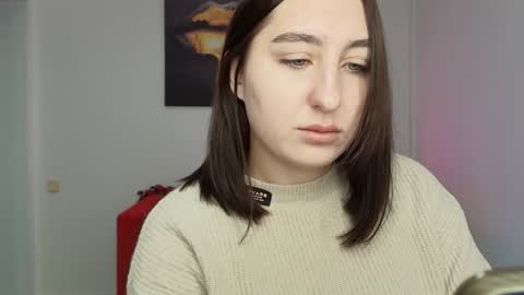 elmirapowers online show from December 13, 7:15 am