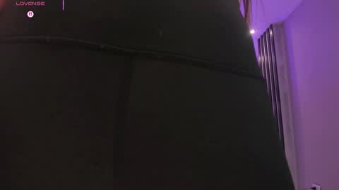 ELOISA OLIVERO online show from October 24, 8:49 pm