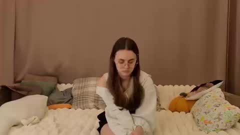 Eliza online show from March 14, 8:15 am