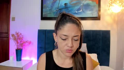 EloiseQuinn online show from December 18, 2:33 pm