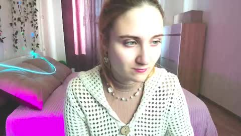 Elsa  online show from February 25, 3:20 am