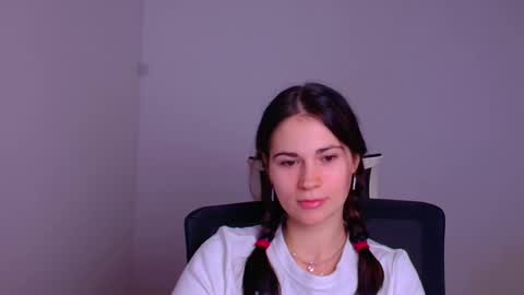 Elsa online show from January 9, 7:29 pm