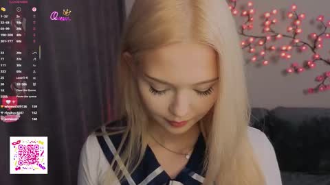 elsaawesome online show from March 15, 11:01 am