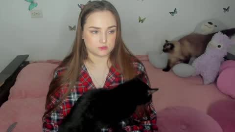 Elsa online show from March 11, 11:29 pm