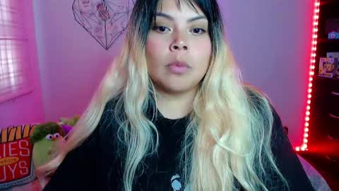 Ely online show from March 16, 10:46 pm