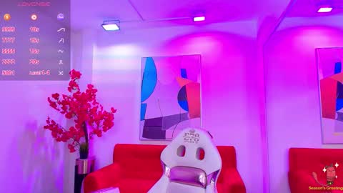 Ema louisx  online show from October 3, 12:32 pm