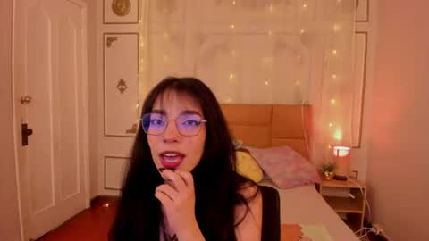 Emma online show from July 21, 3:29 am
