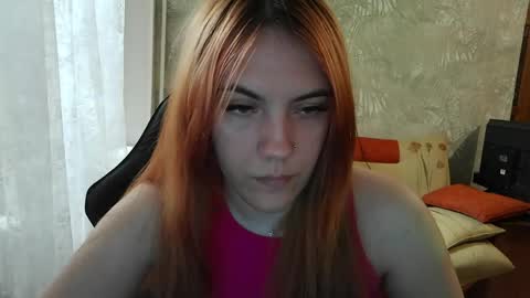 ember__fox online show from June 3, 10:38 am