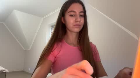 Alina online show from December 4, 1:35 pm