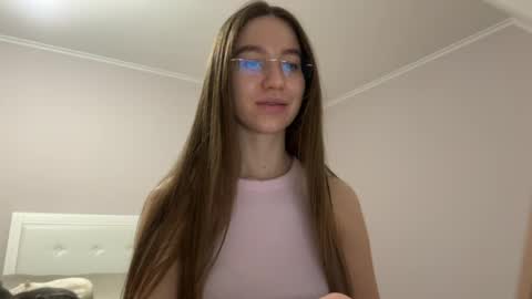 Alina online show from April 6, 8:21 pm
