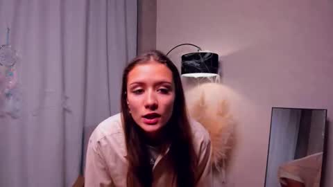 Emma online show from November 2, 1:53 am