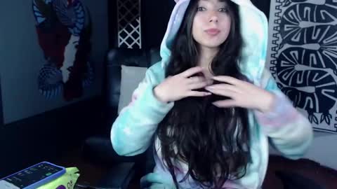 Antonella  online show from February 21, 9:00 pm