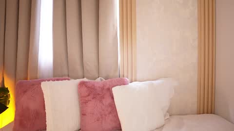    online show from January 26, 8:02 pm