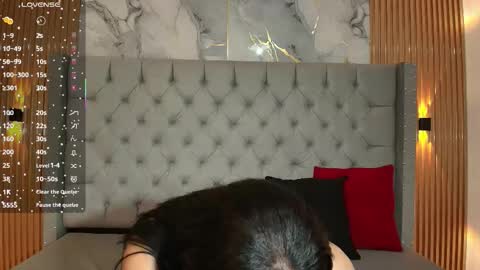 Emiily Carter online show from November 3, 8:35 pm