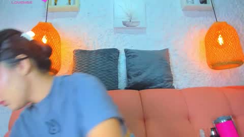 Emily online show from September 25, 12:04 pm